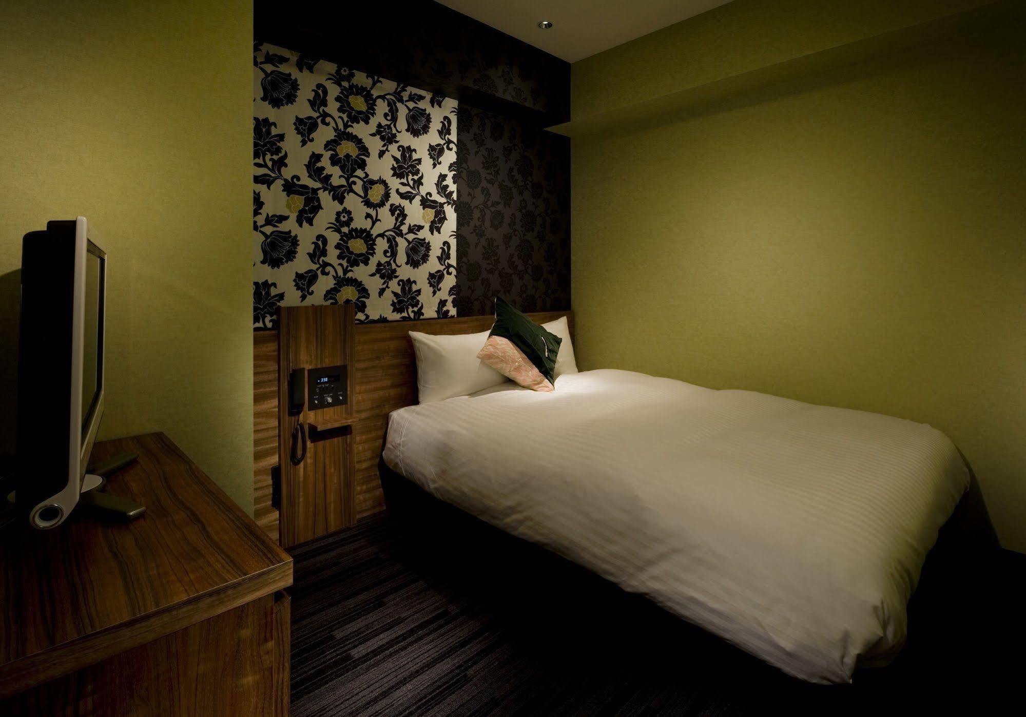 Hotel Villa Fontaine Tokyo-Shinjuku Buitenkant foto