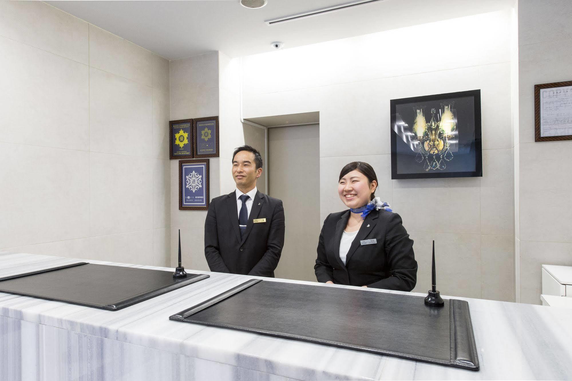 Hotel Villa Fontaine Tokyo-Shinjuku Buitenkant foto